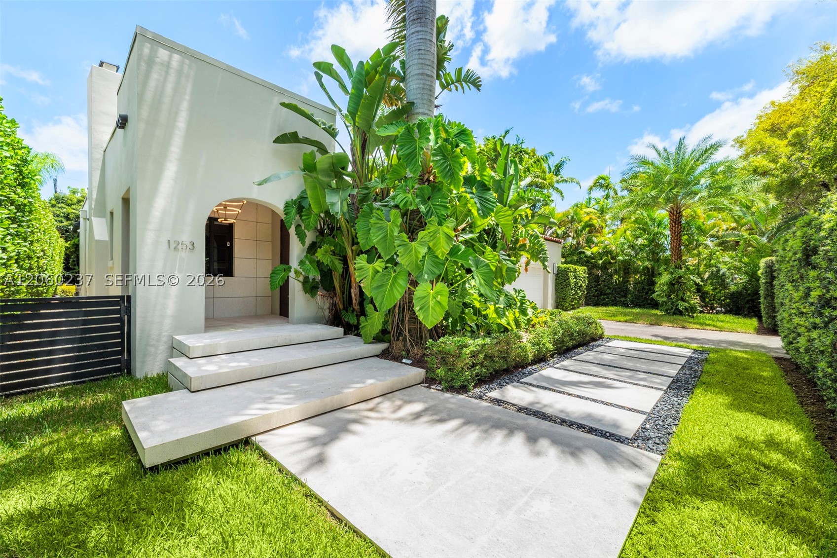1253 Obispo Ave, Coral Gables FL 33134