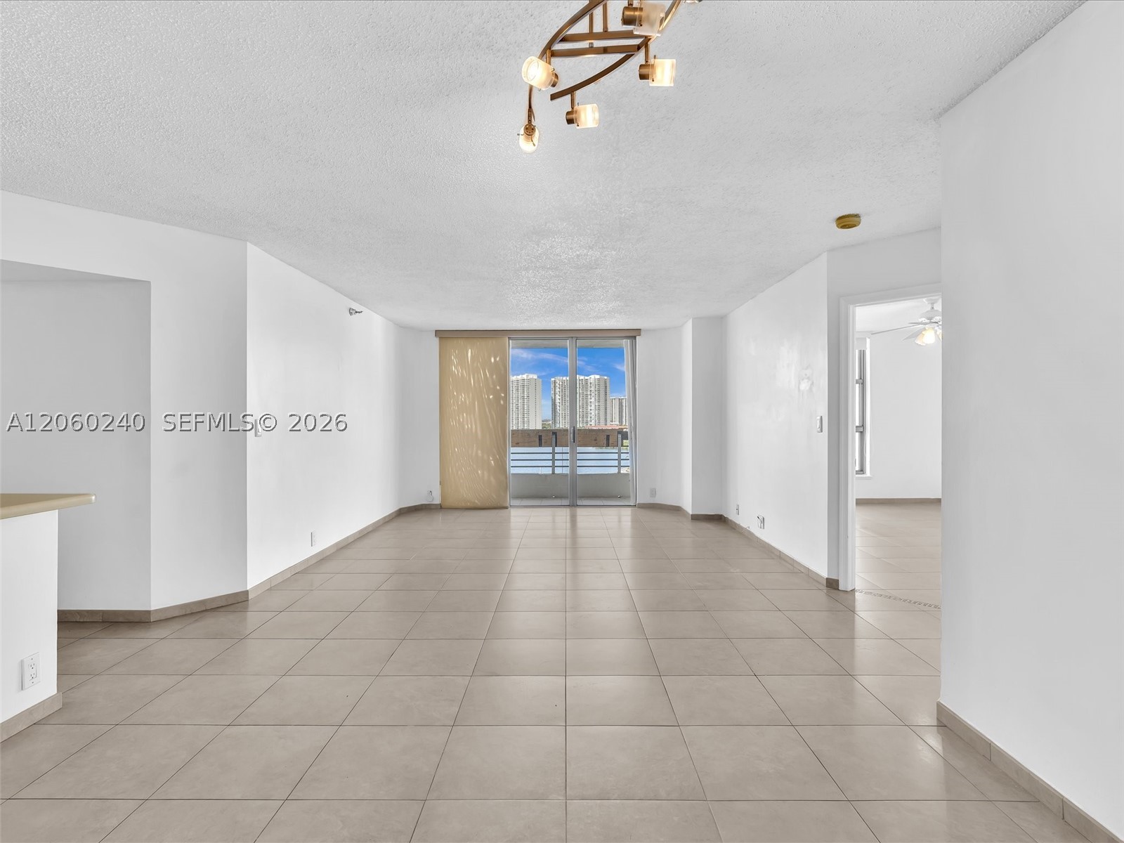 3530 Mystic Pointe Dr #1004, Aventura FL 33180