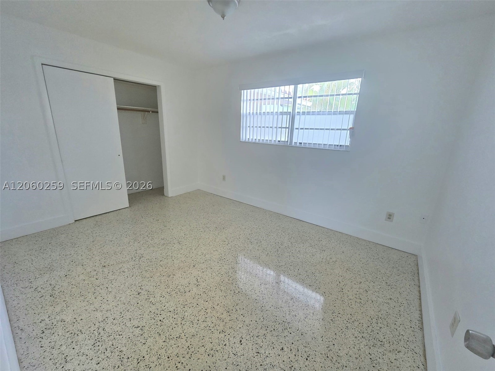 11040 SW 4th St #FRONT UNIT, Sweetwater FL 33174