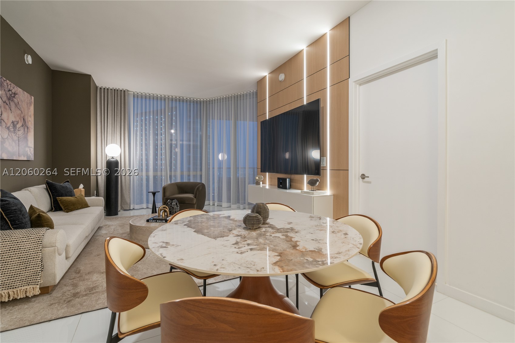 851 NE 1st Ave #4207, Miami FL 33132