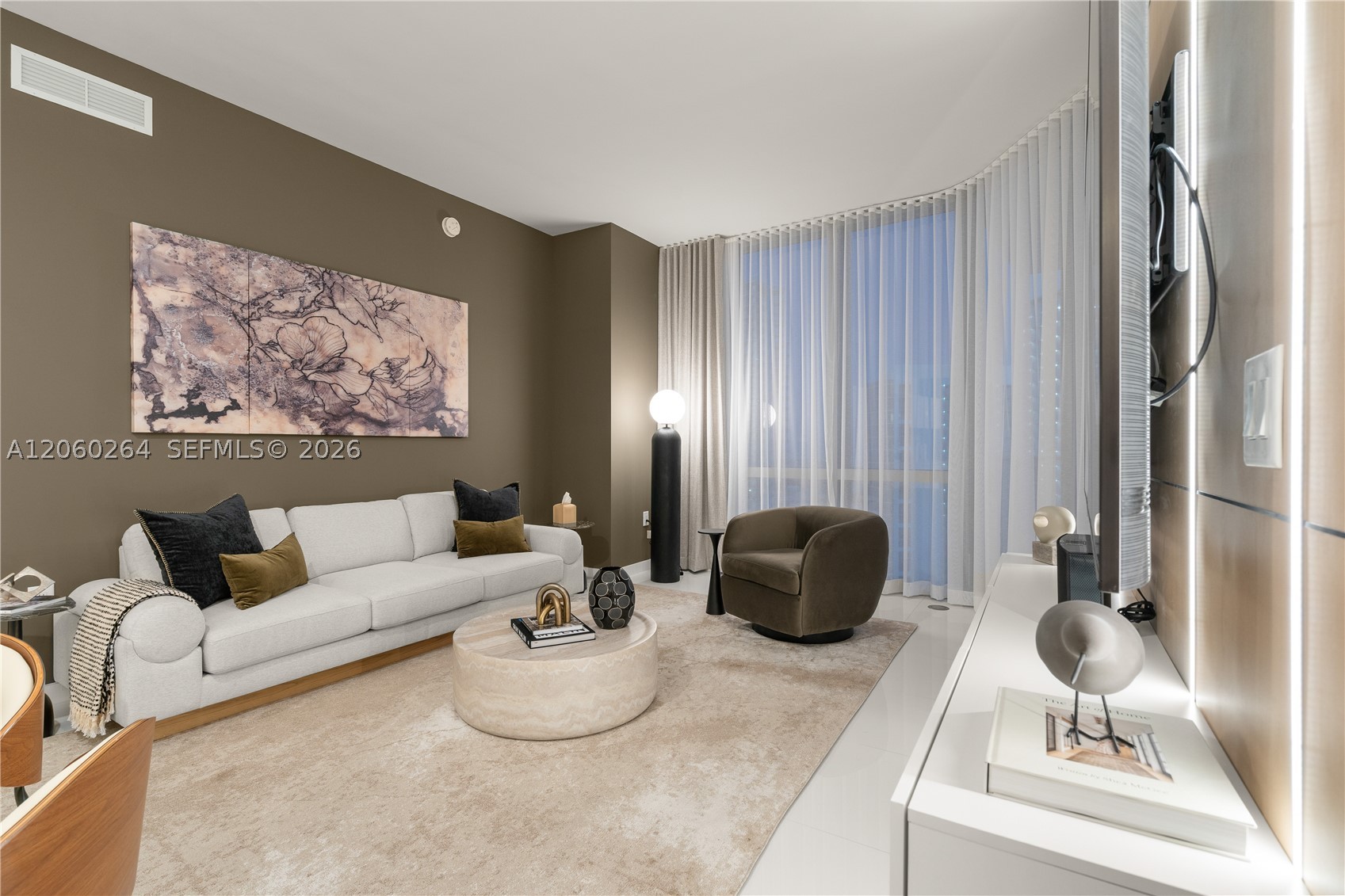 851 NE 1st Ave #4207, Miami FL 33132