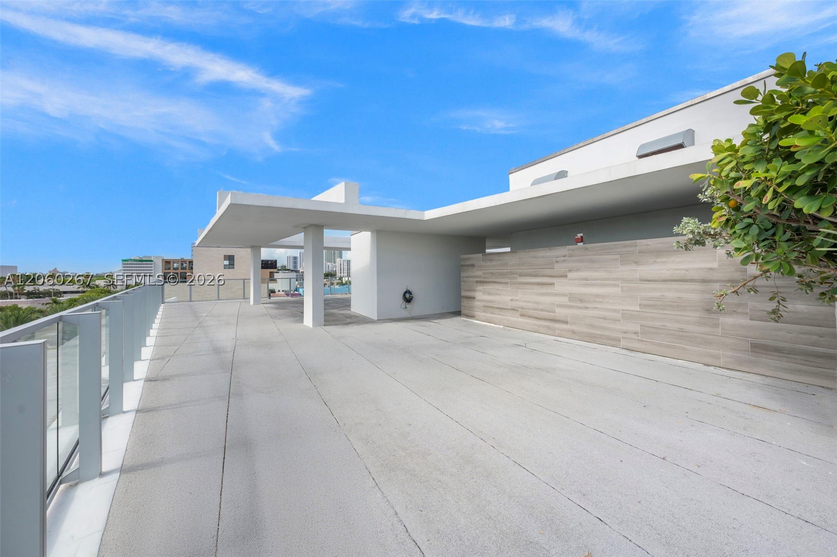 1201 20th St #PH06, Miami Beach FL 33139