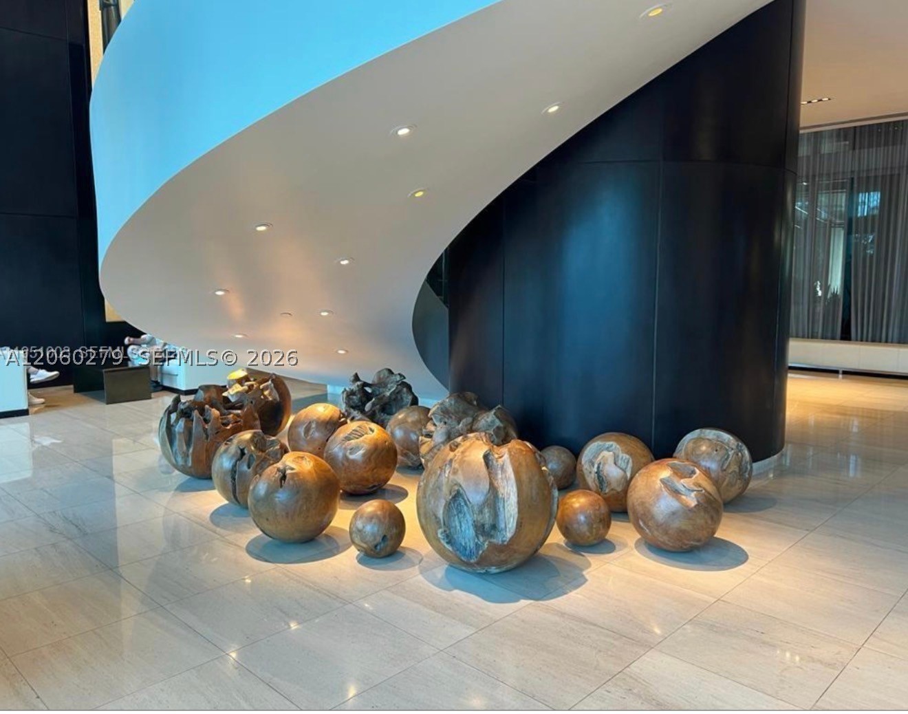 900 Biscayne Blvd #3408, Miami FL 33132
