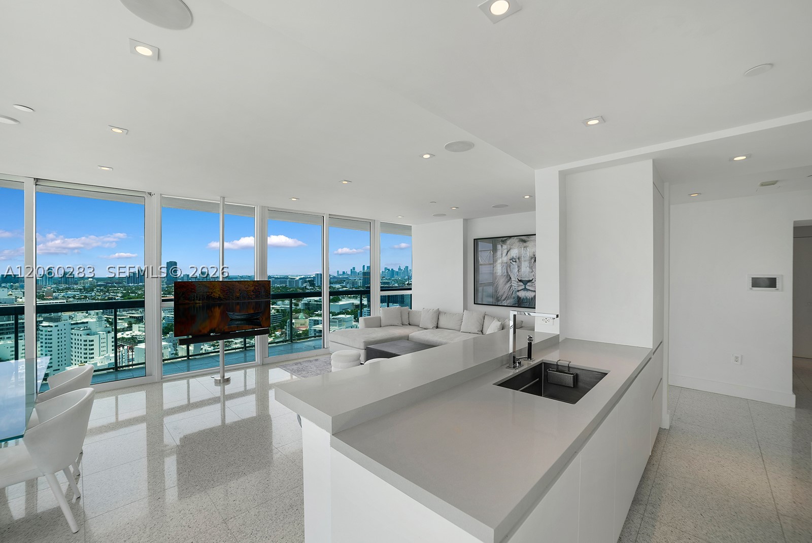 101 20th St #3208, Miami Beach FL 33139