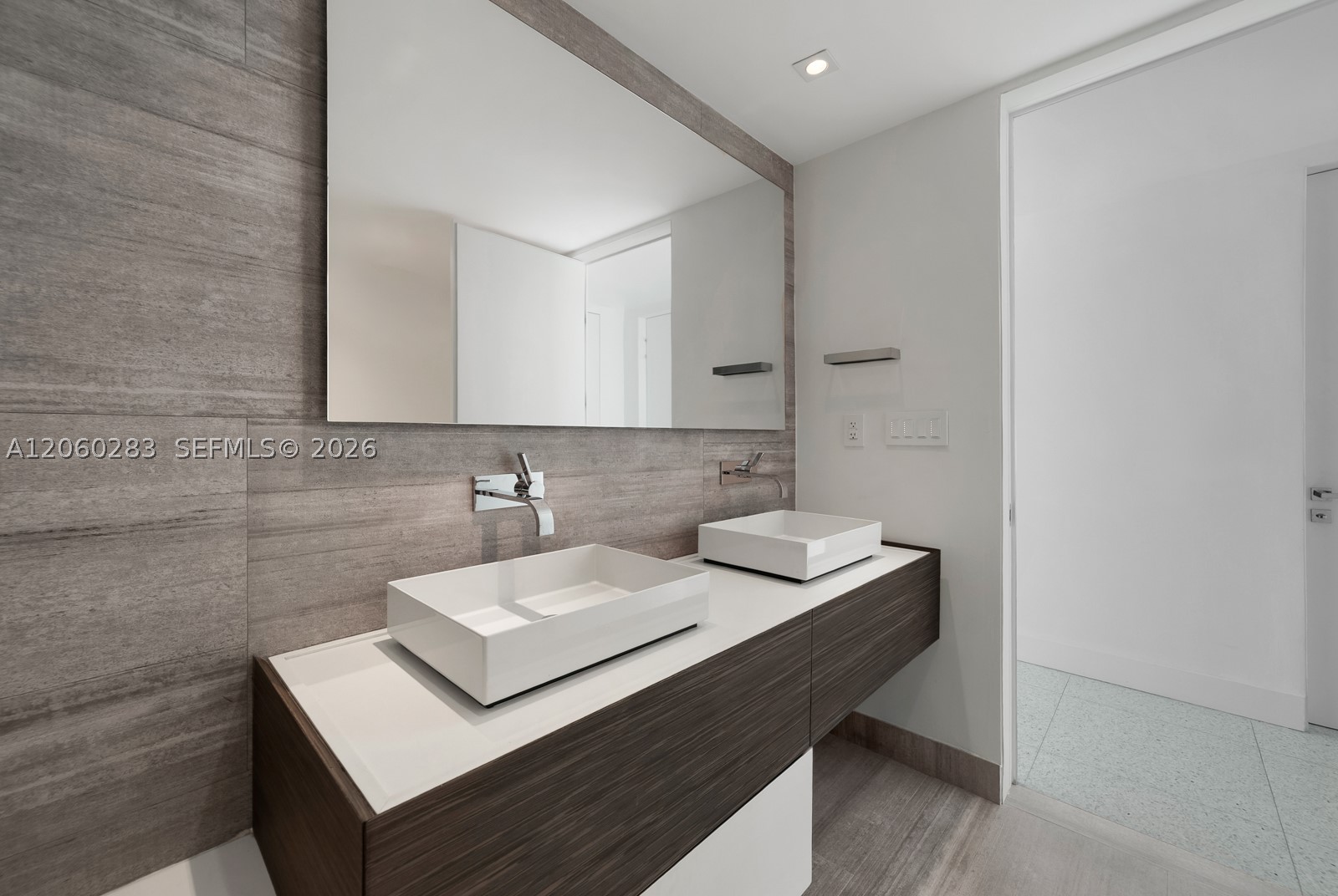 101 20th St #3208, Miami Beach FL 33139