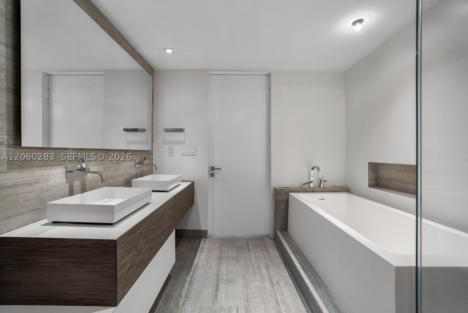 101 20th St #3208, Miami Beach FL 33139