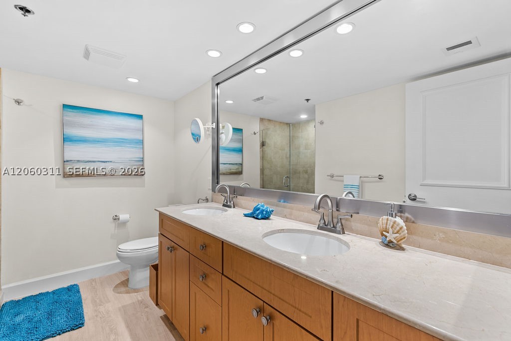 251 Crandon Blvd #325, Key Biscayne FL 33149