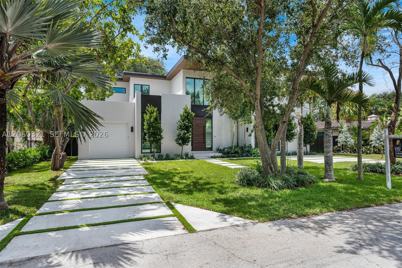 970 NE 92nd St, Miami Shores FL 33138