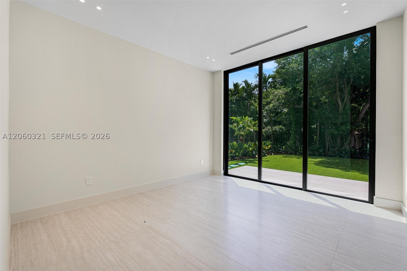 970 NE 92nd St, Miami Shores FL 33138