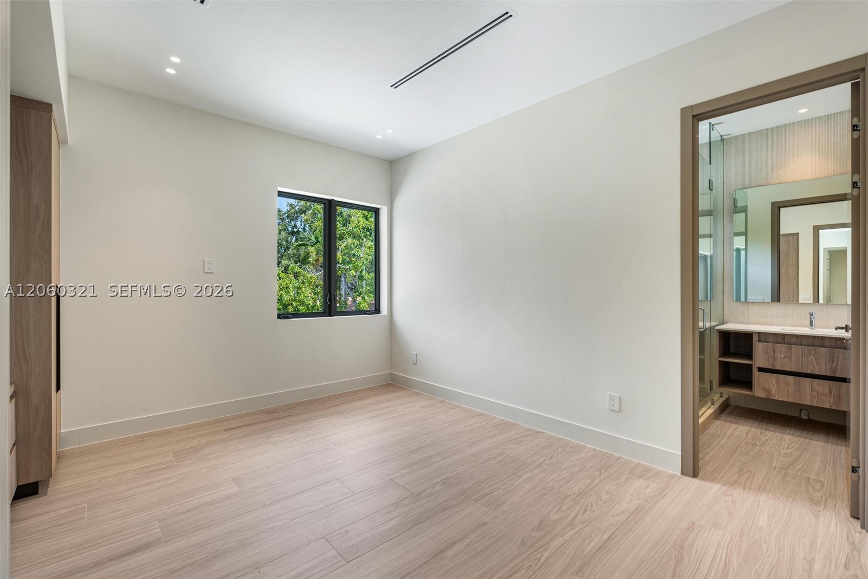970 NE 92nd St, Miami Shores FL 33138