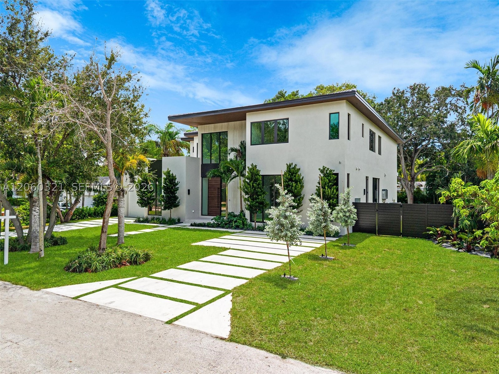 970 NE 92nd St, Miami Shores FL 33138