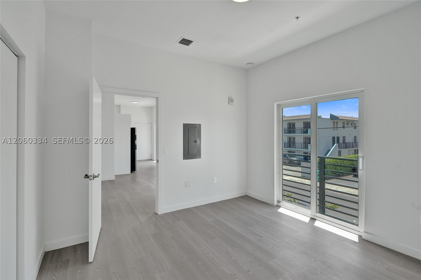 1567 NW 1st St #8, Miami FL 33125