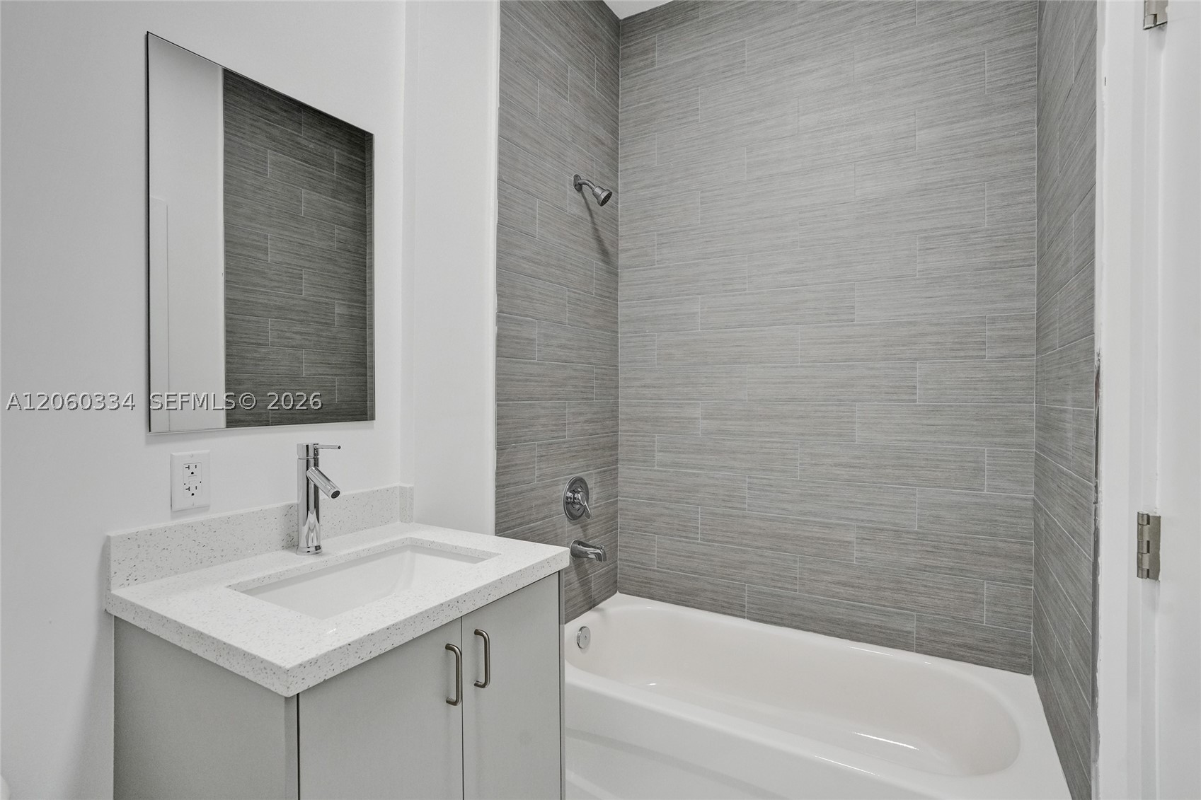 1567 NW 1st St #8, Miami FL 33125