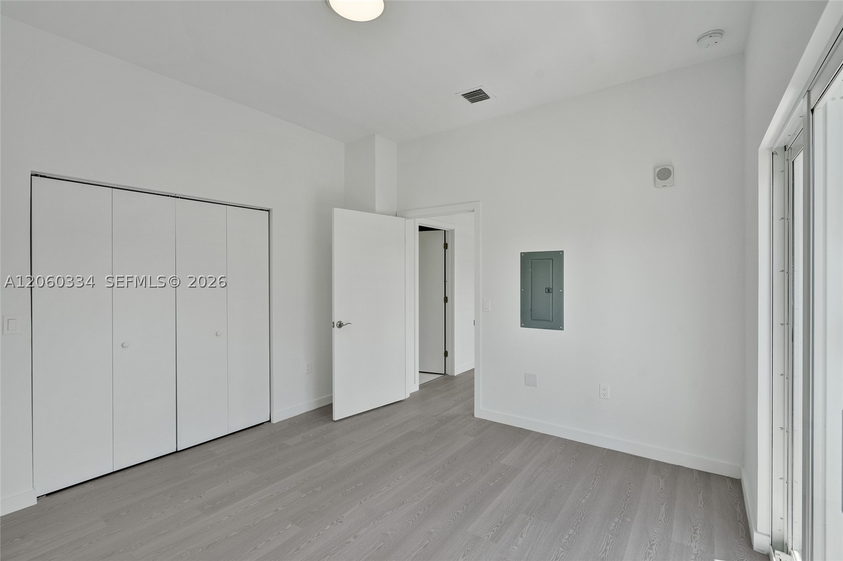 1567 NW 1st St #8, Miami FL 33125