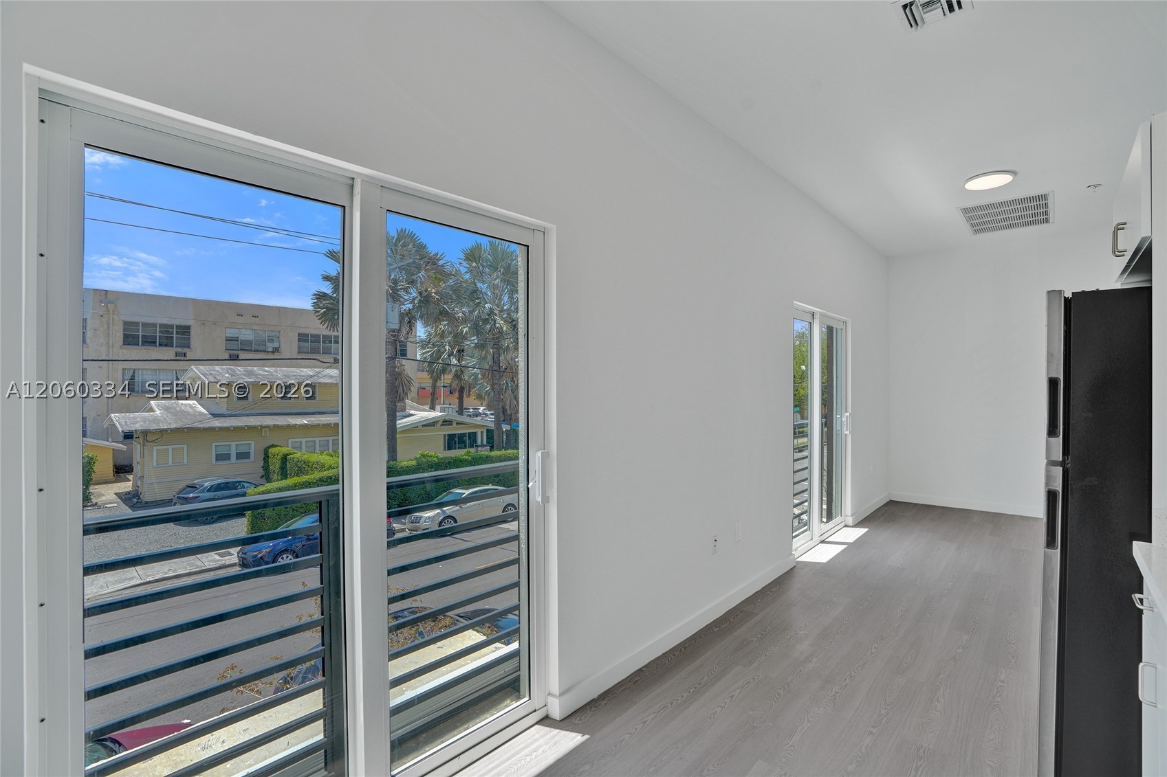 1567 NW 1st St #8, Miami FL 33125