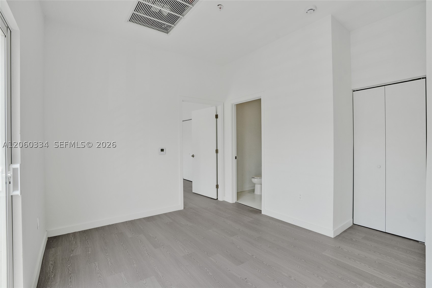 1567 NW 1st St #8, Miami FL 33125