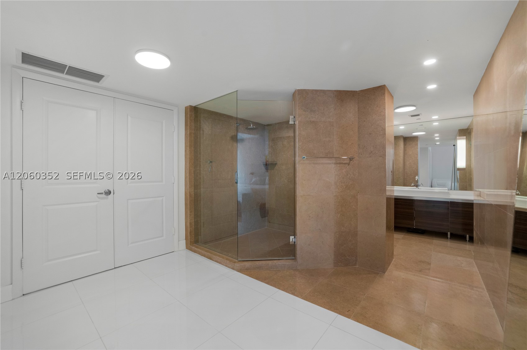 3739 Collins Ave #N-503, Miami Beach FL 33140