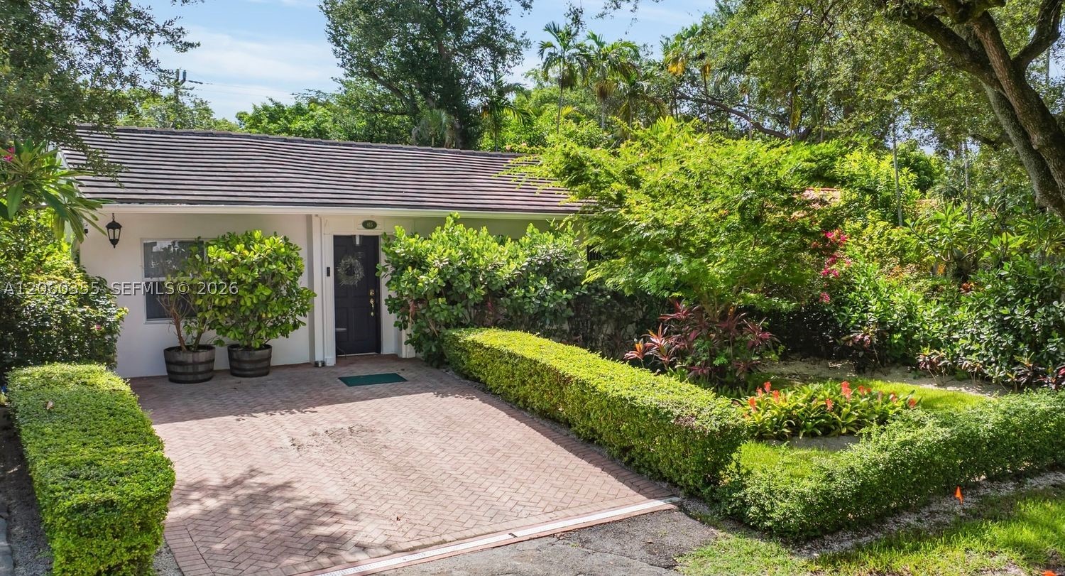 815 Monterey St, Coral Gables FL 33134