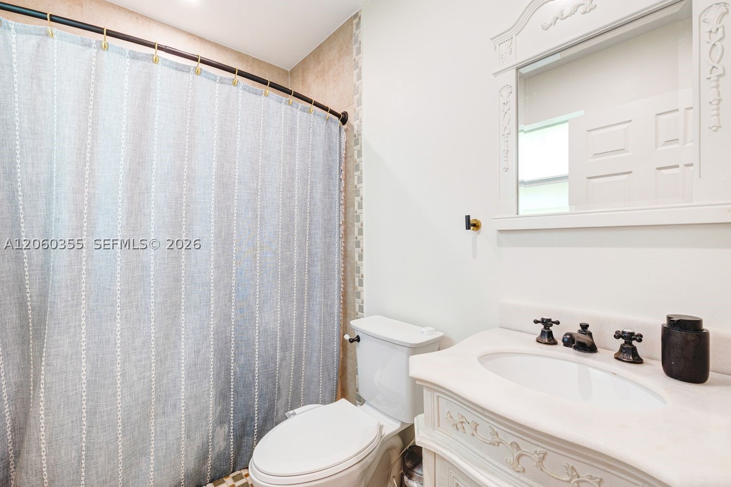 815 Monterey St, Coral Gables FL 33134