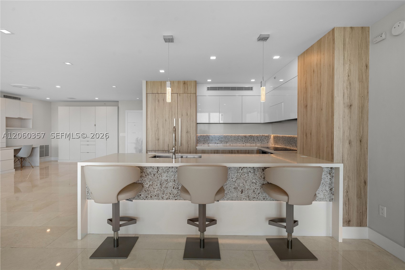 3400 SW 27th Ave #802, Miami FL 33133