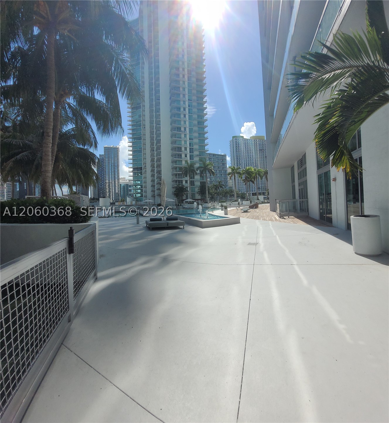 90 SW 3rd St #3104, Miami FL 33130