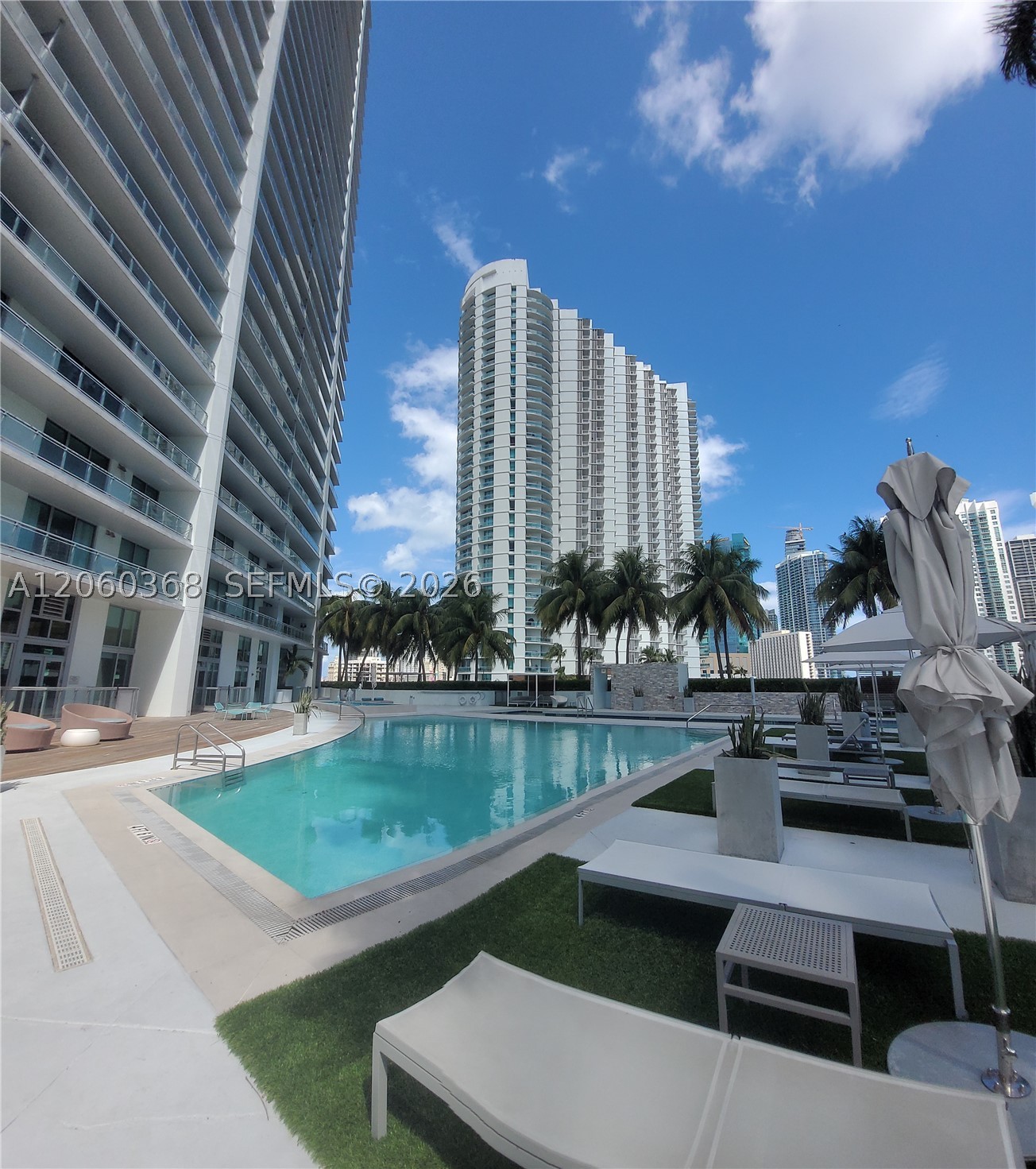 90 SW 3rd St #3104, Miami FL 33130