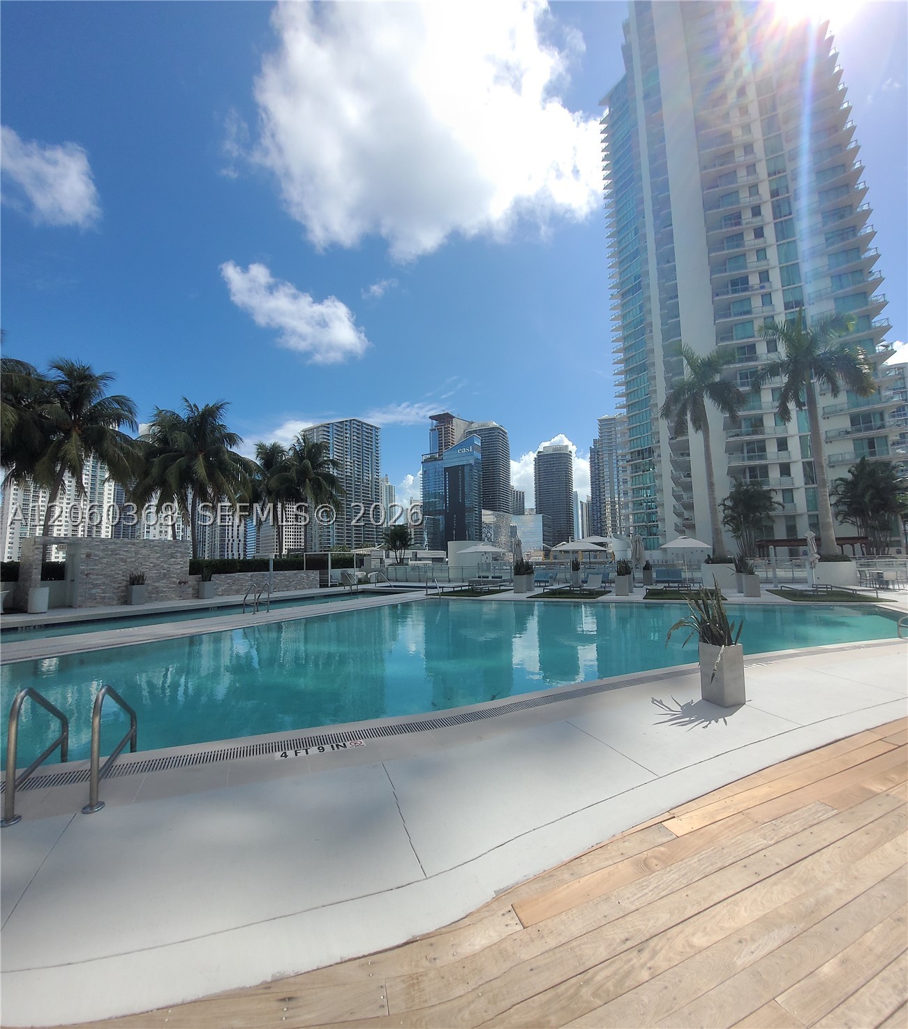 90 SW 3rd St #3104, Miami FL 33130