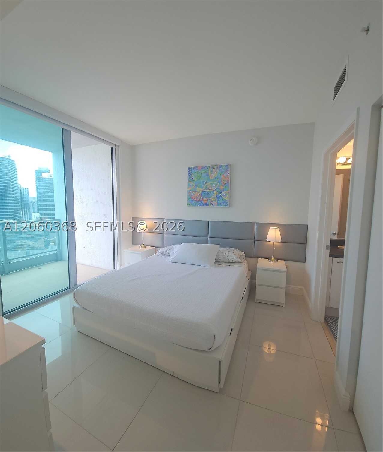 90 SW 3rd St #3104, Miami FL 33130