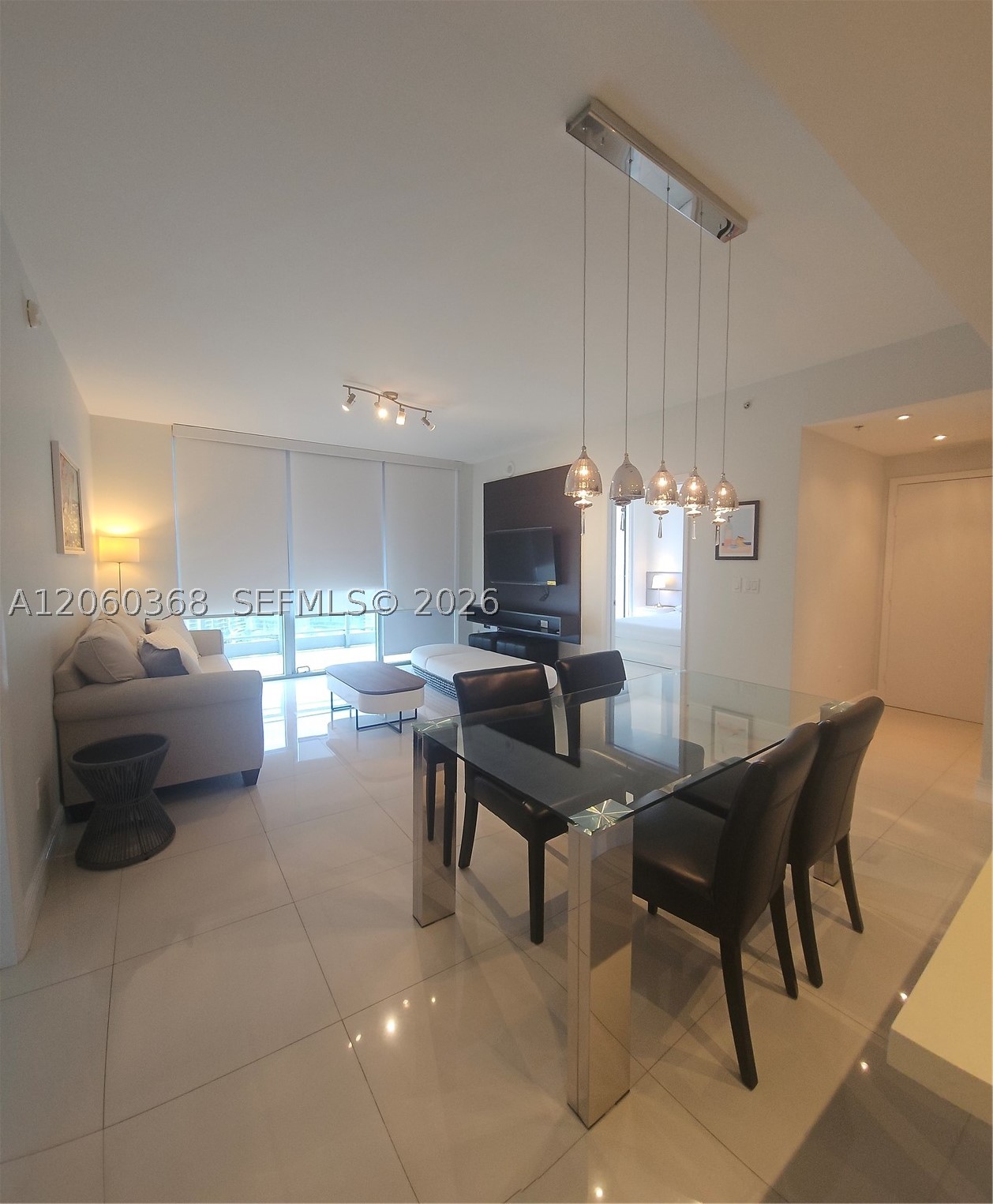 90 SW 3rd St #3104, Miami FL 33130
