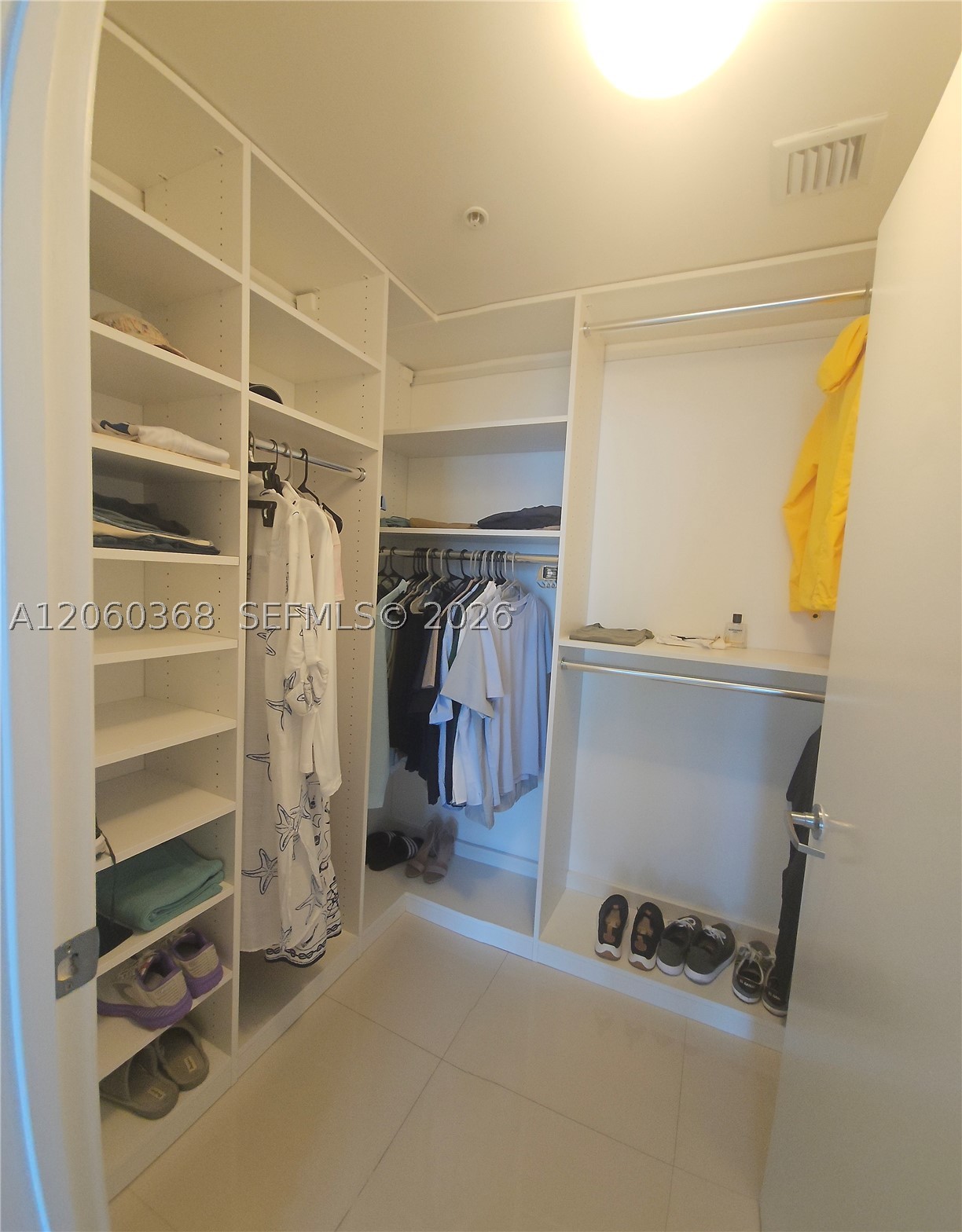 90 SW 3rd St #3104, Miami FL 33130