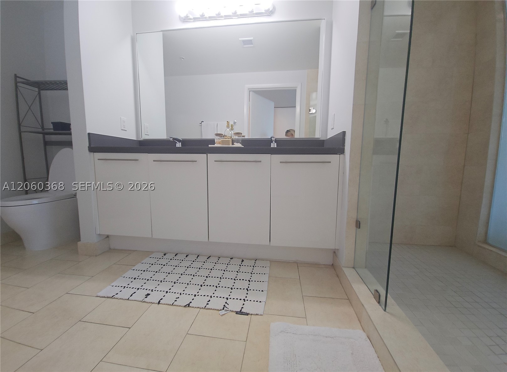 90 SW 3rd St #3104, Miami FL 33130