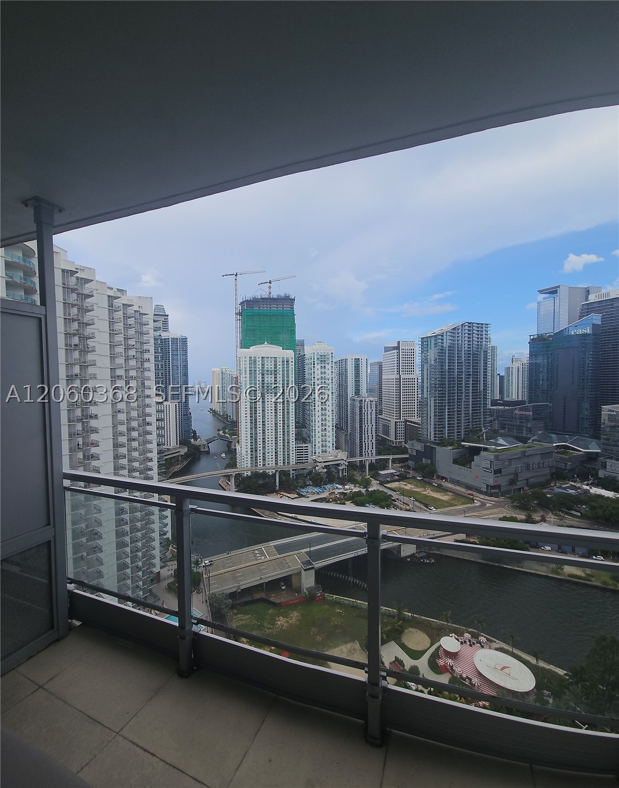 90 SW 3rd St #3104, Miami FL 33130