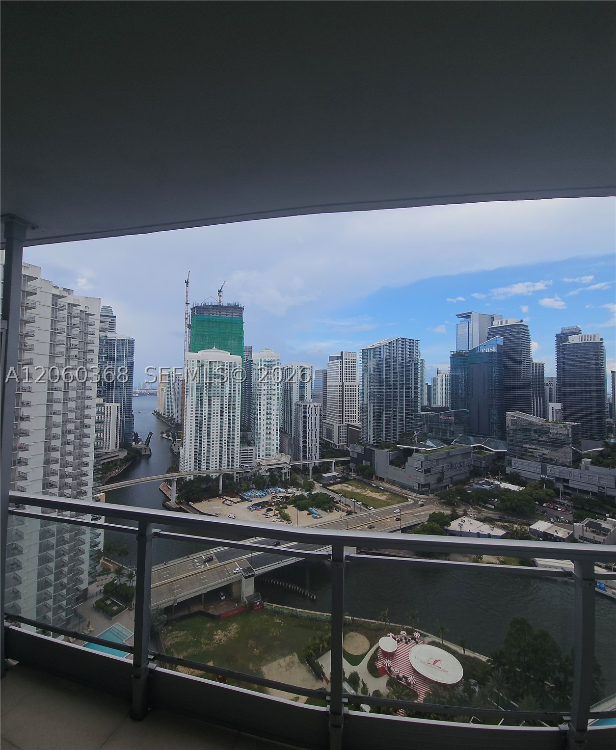 90 SW 3rd St #3104, Miami FL 33130