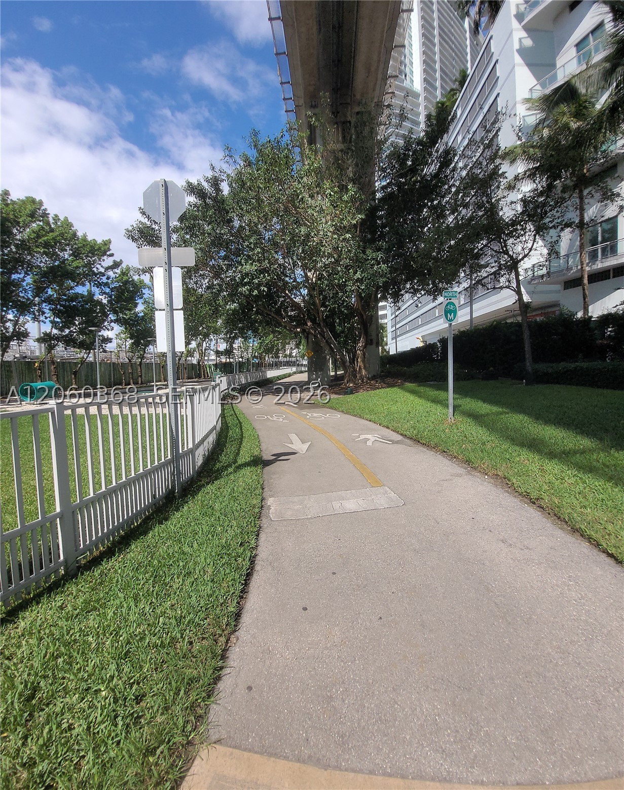 90 SW 3rd St #3104, Miami FL 33130