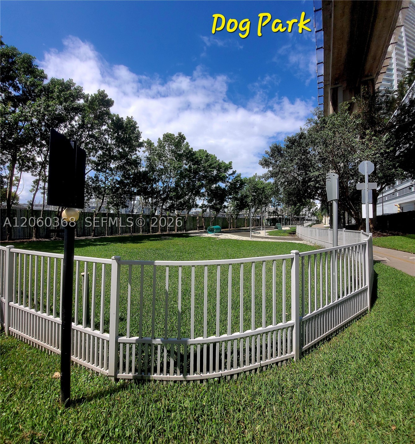 90 SW 3rd St #3104, Miami FL 33130