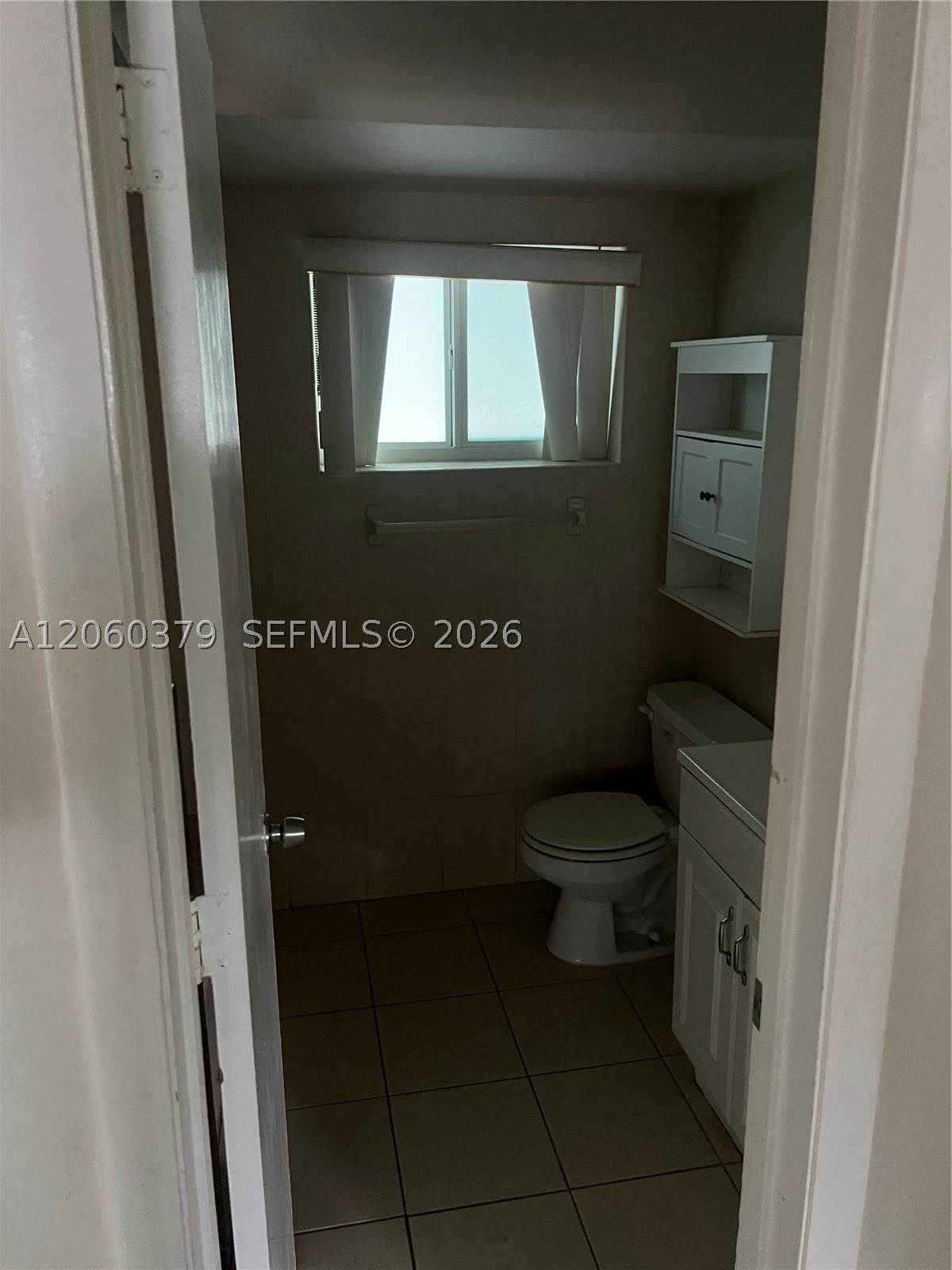 3700 NW 25th St, Lauderdale Lakes FL 33311