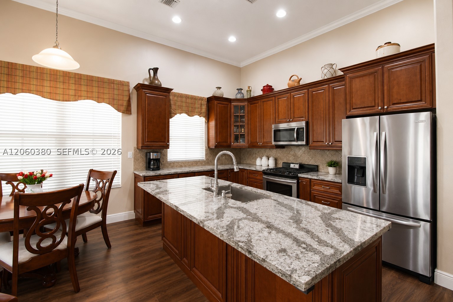 8514 NW 37th Ct, Cooper City FL 33024