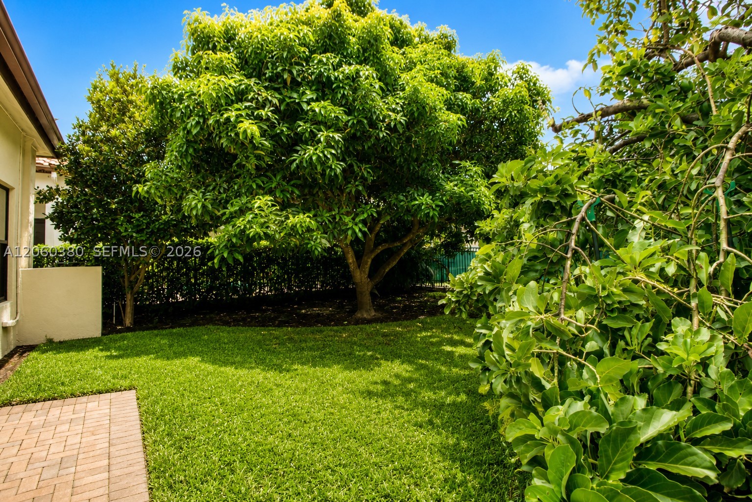 8514 NW 37th Ct, Cooper City FL 33024