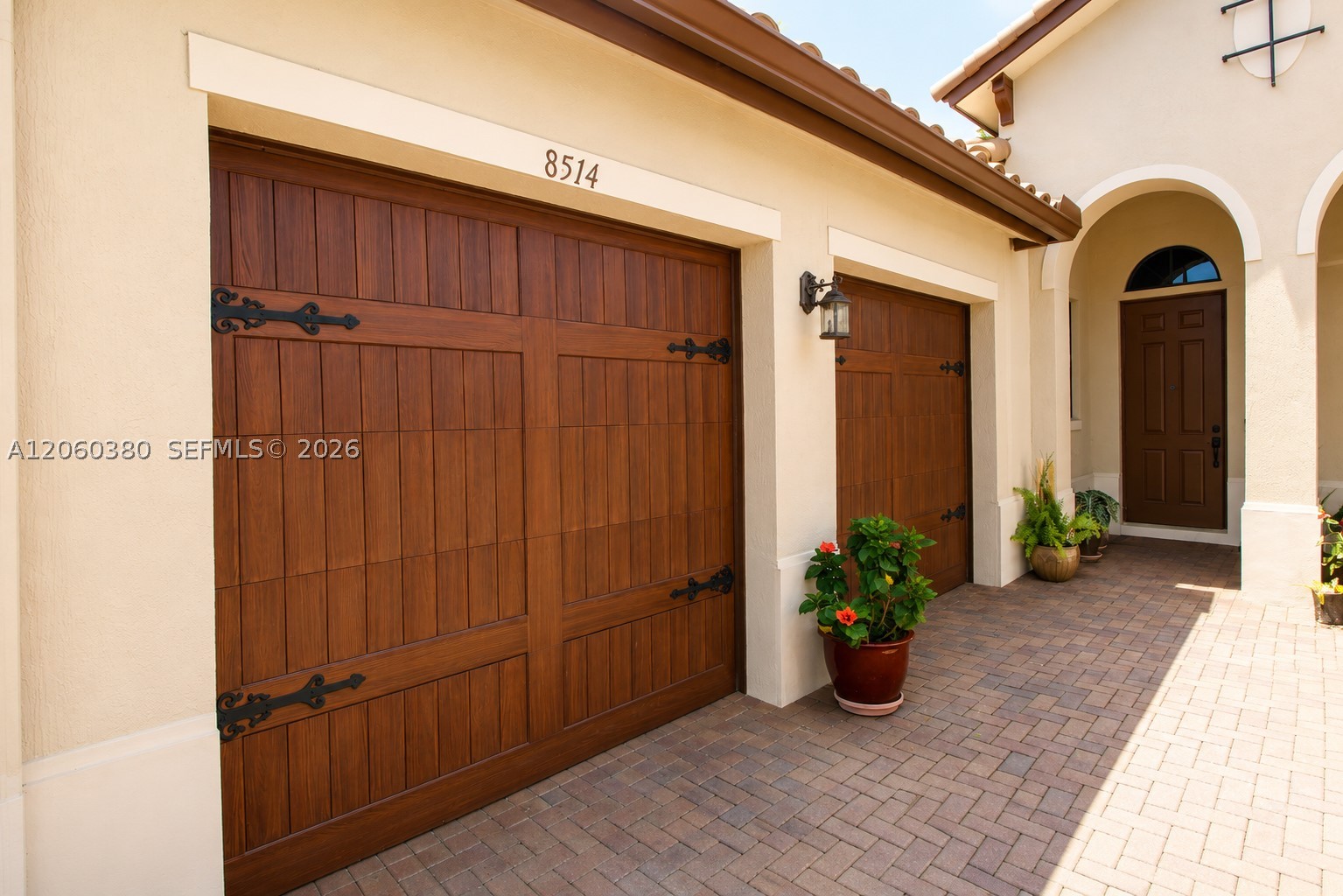 8514 NW 37th Ct, Cooper City FL 33024