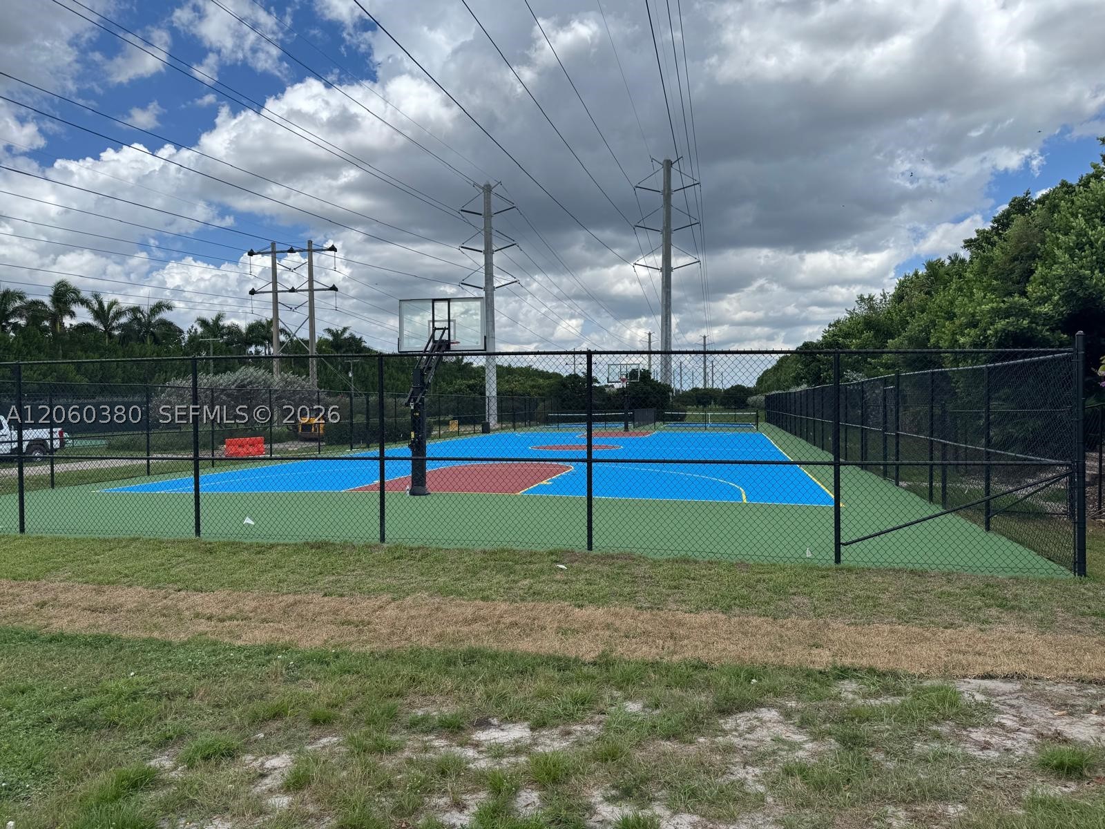 8514 NW 37th Ct, Cooper City FL 33024