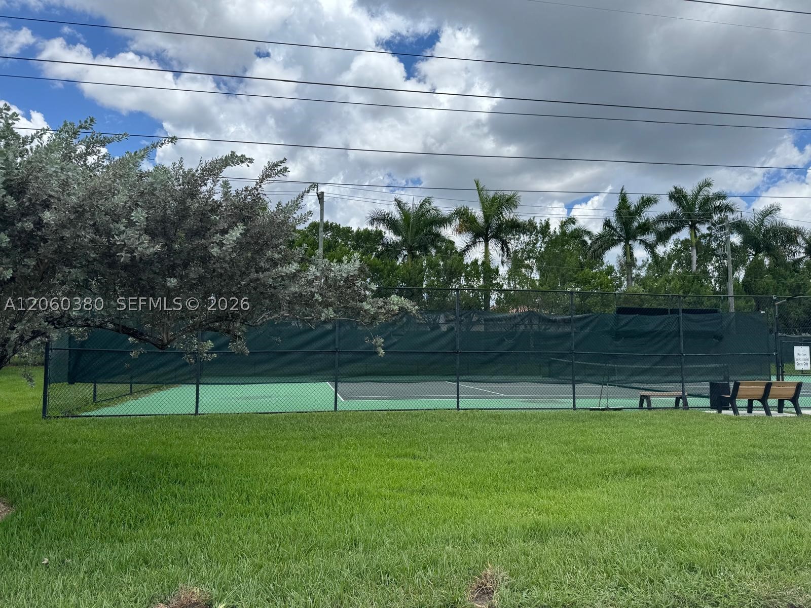 8514 NW 37th Ct, Cooper City FL 33024