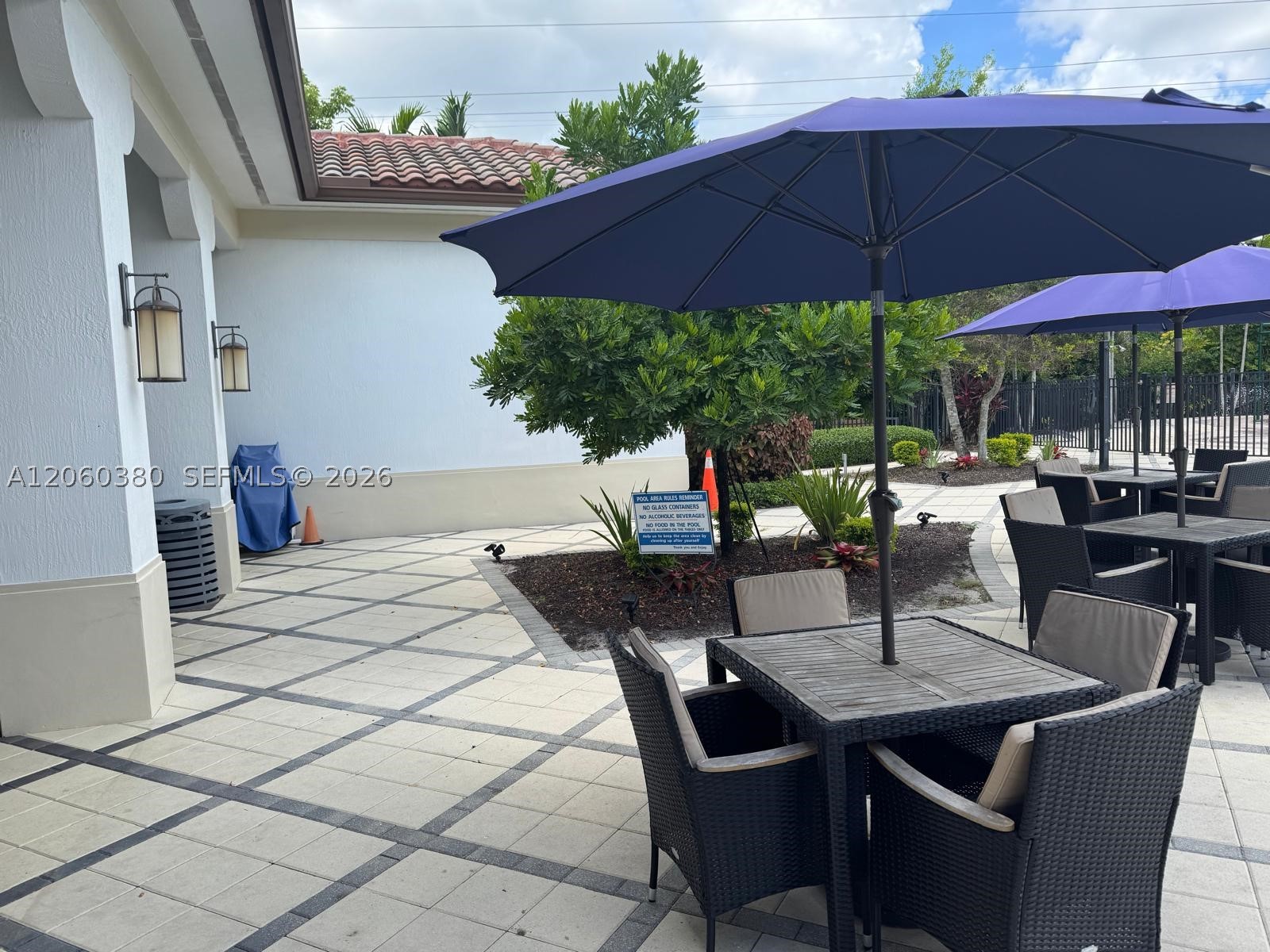 8514 NW 37th Ct, Cooper City FL 33024