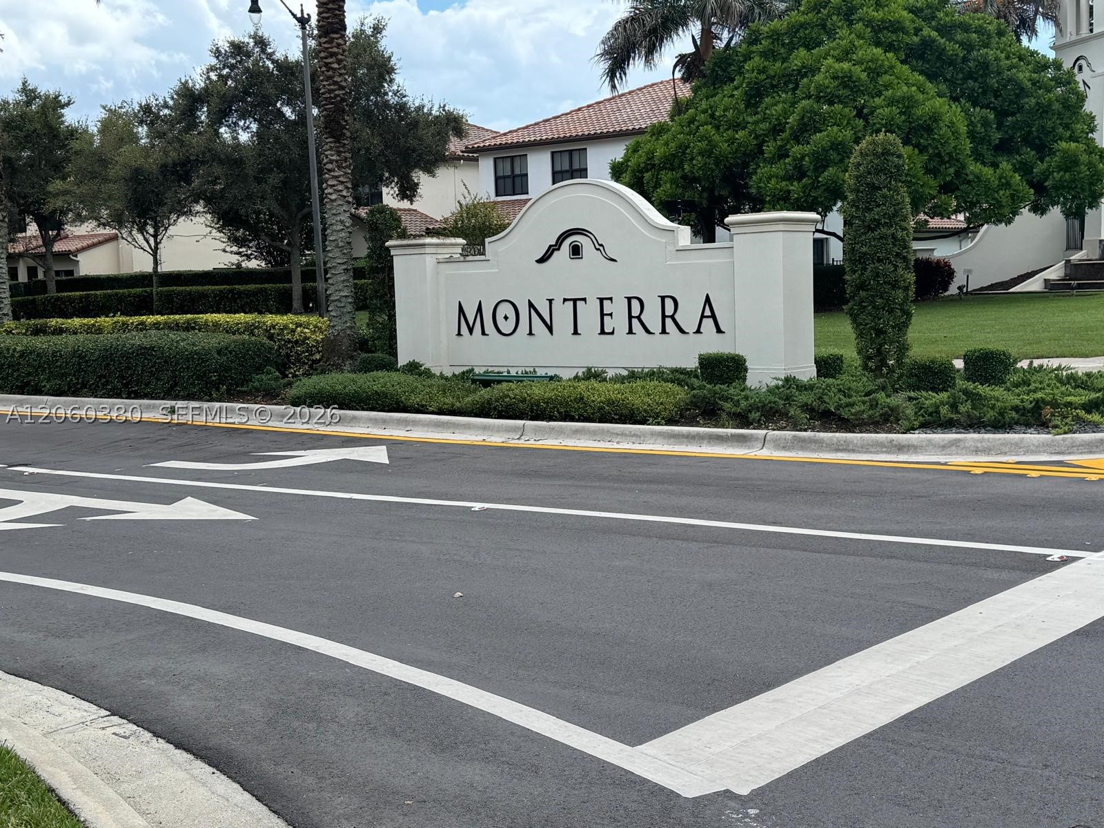 8514 NW 37th Ct, Cooper City FL 33024