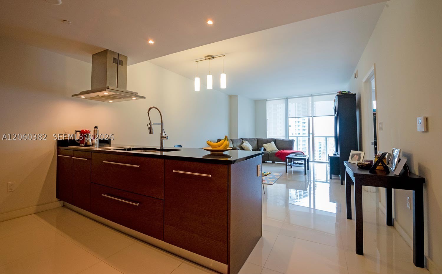 485 Brickell Ave #2706, Miami FL 33131