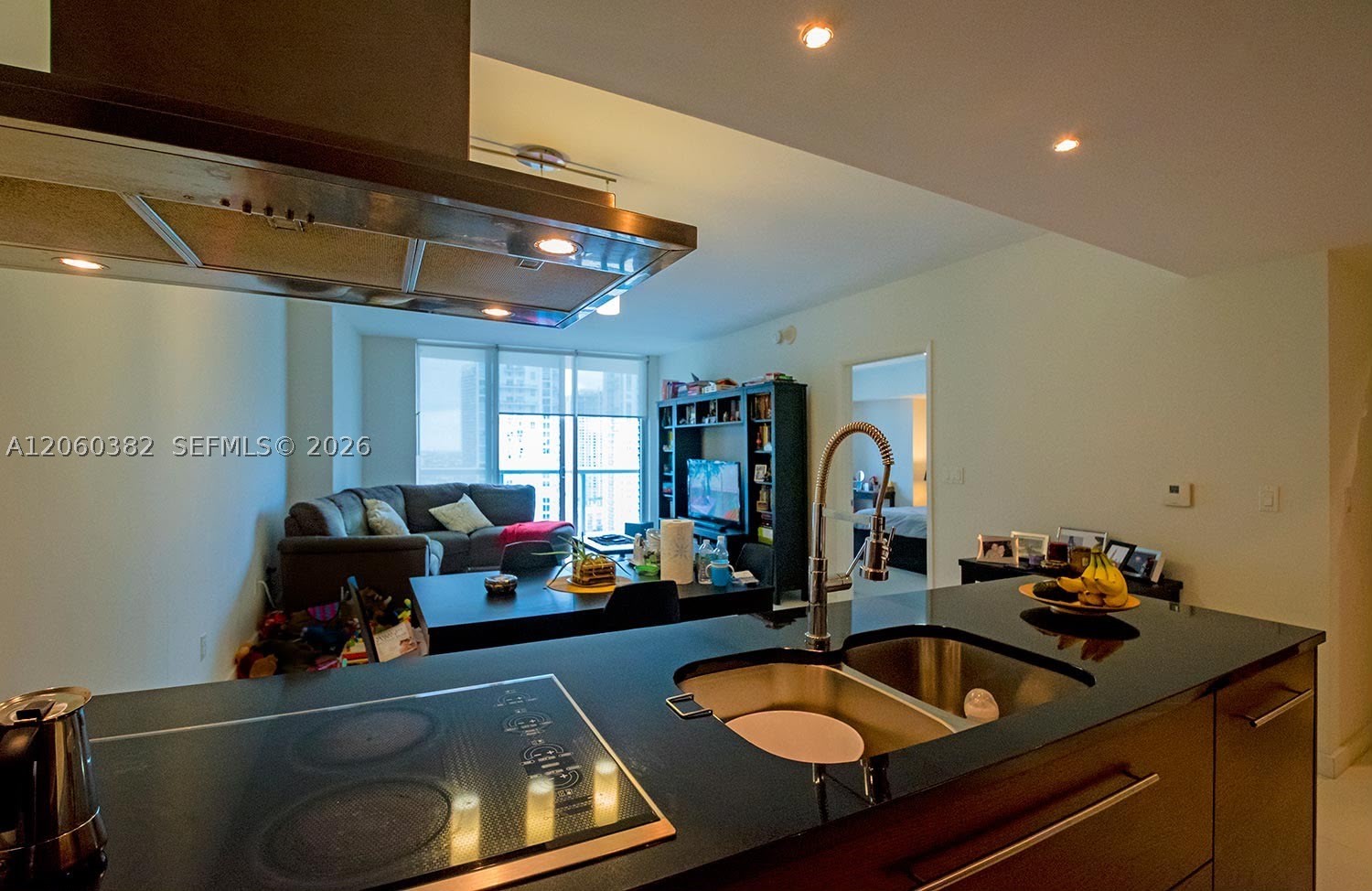 485 Brickell Ave #2706, Miami FL 33131