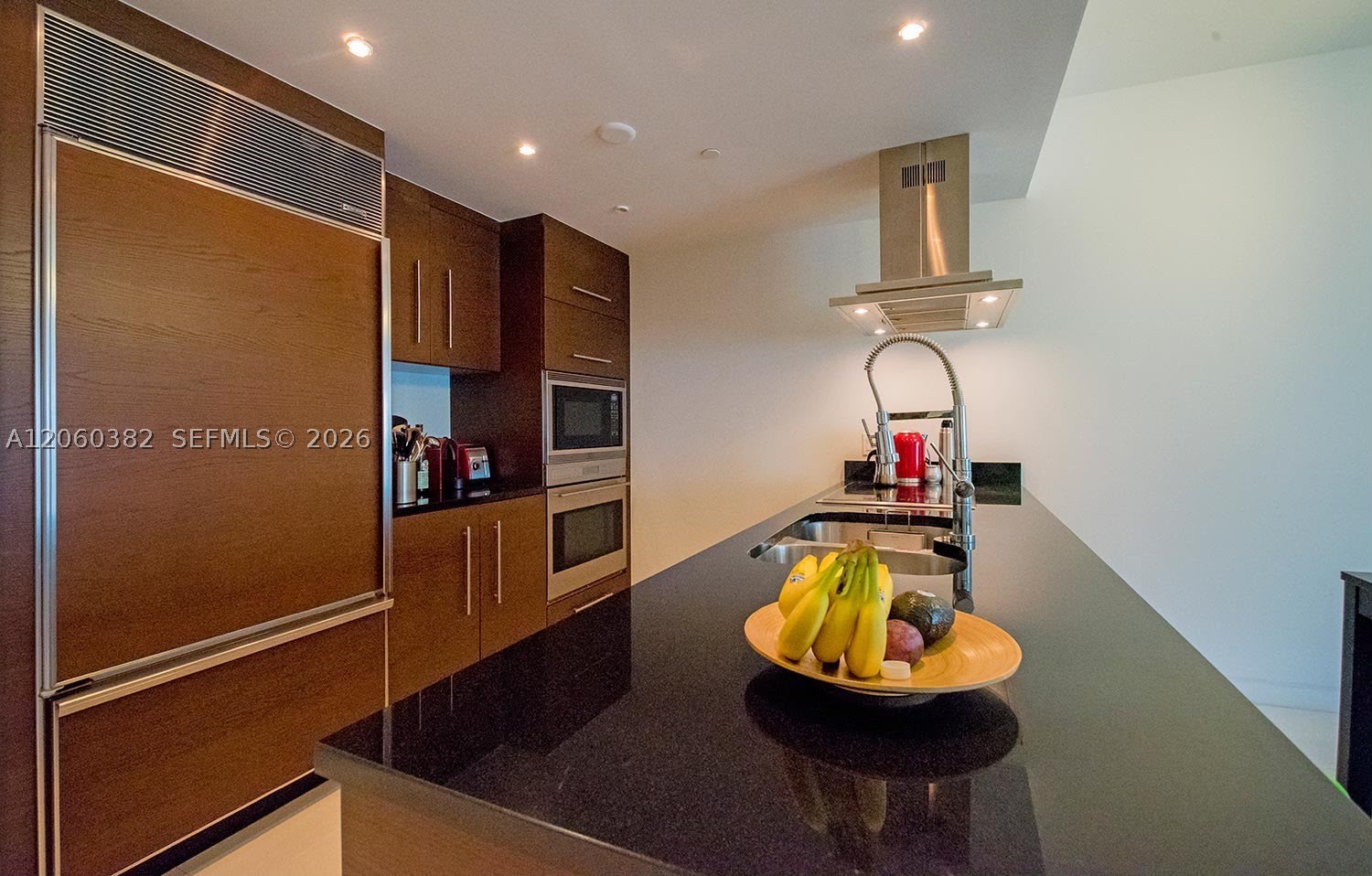485 Brickell Ave #2706, Miami FL 33131