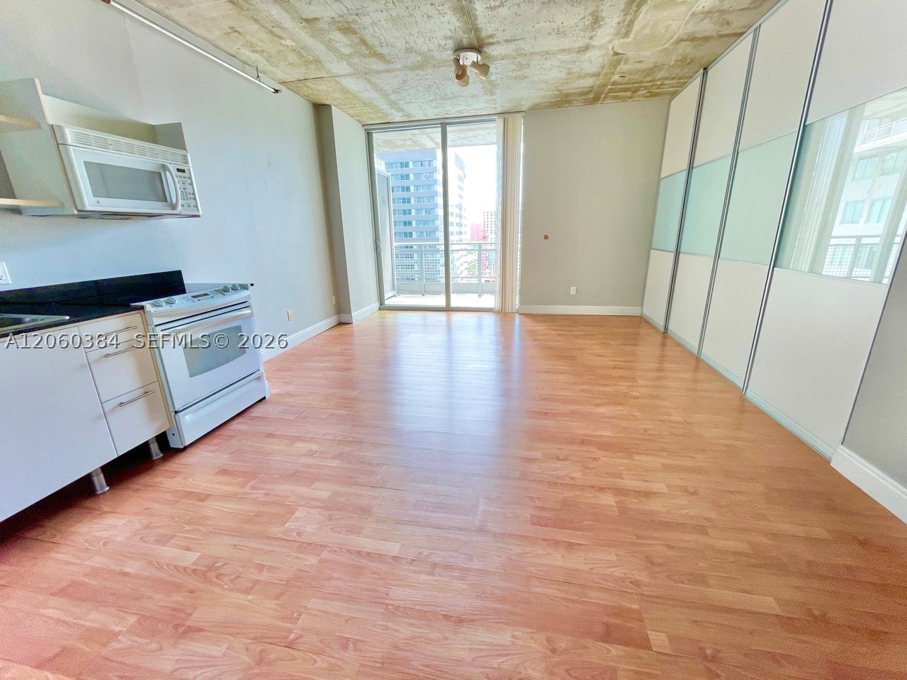 690 SW 1st Ct #1923, Miami FL 33130