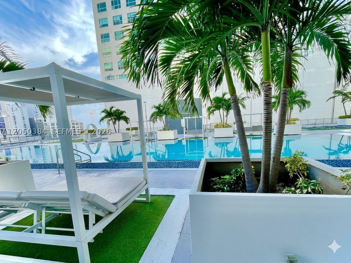 690 SW 1st Ct #1923, Miami FL 33130