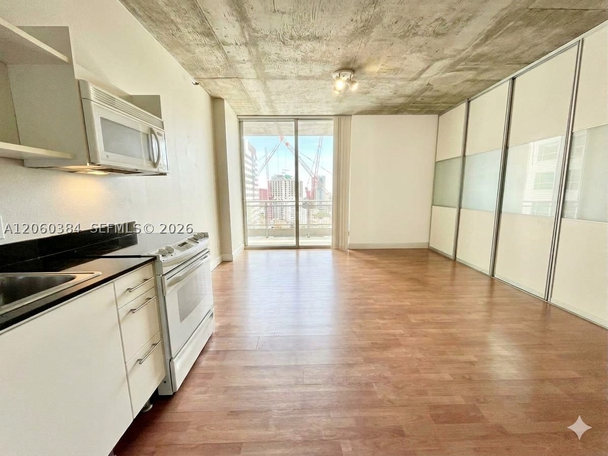690 SW 1st Ct #1923, Miami FL 33130