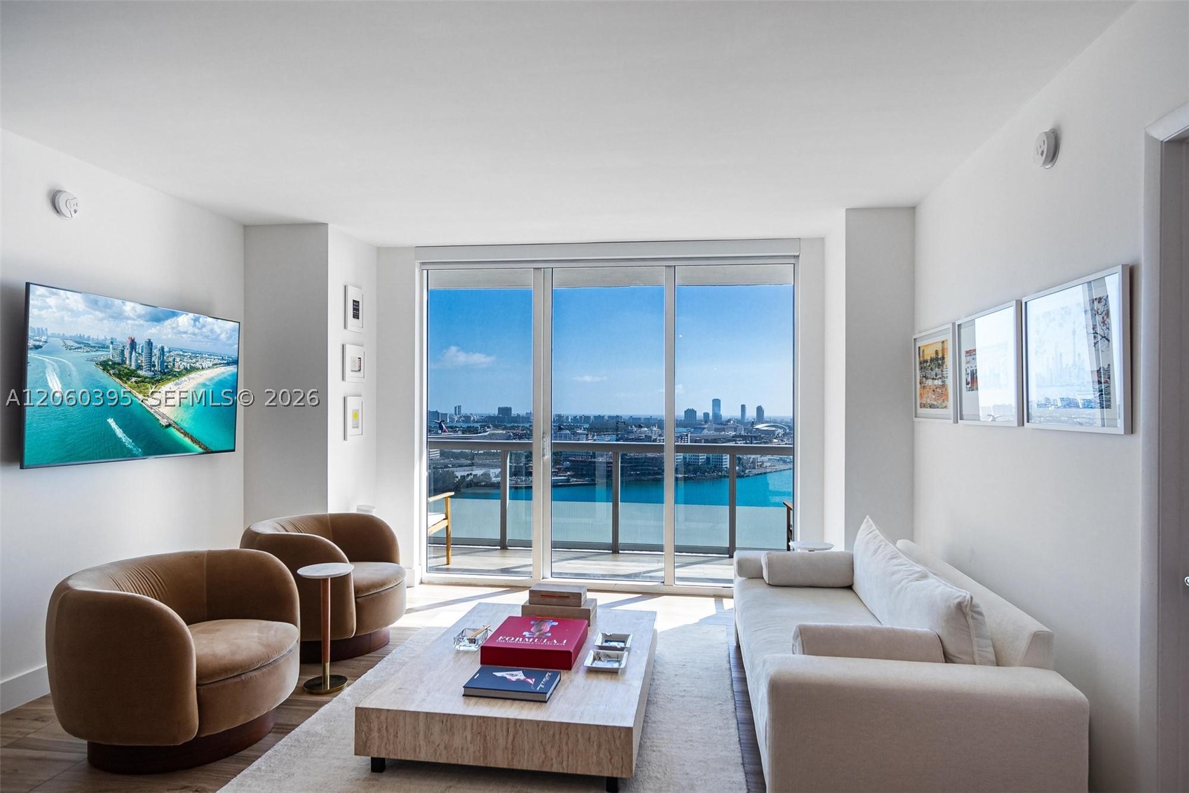 50 BISCAYNE BLVD #2706, Miami FL 33132